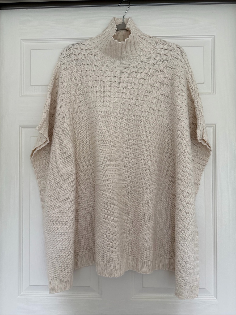 H&M Cable Knit Poncho Sweater Size M